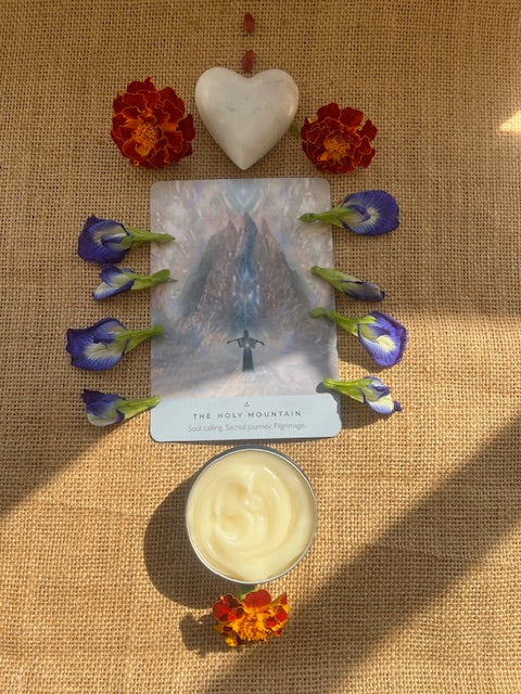 Transition Balm With Feverfew Flower Code